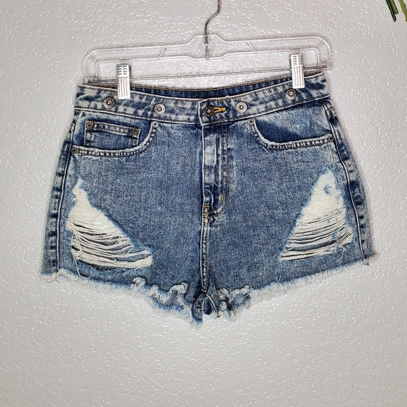 Ripped shorts - Picture 1 of 7